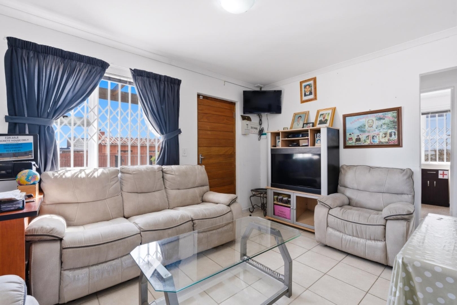 3 Bedroom Property for Sale in Rugby Western Cape